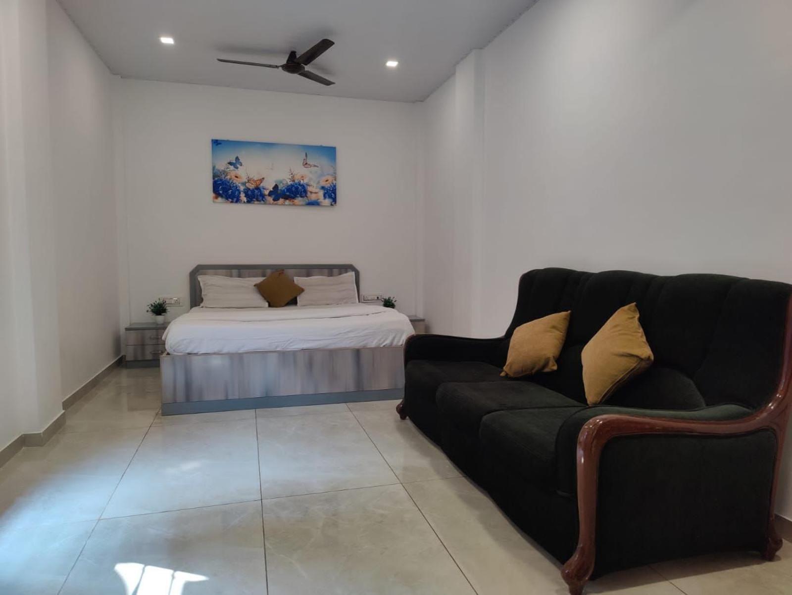 Aqua Villa Luxury Home Stay Лонавала Екстериор снимка