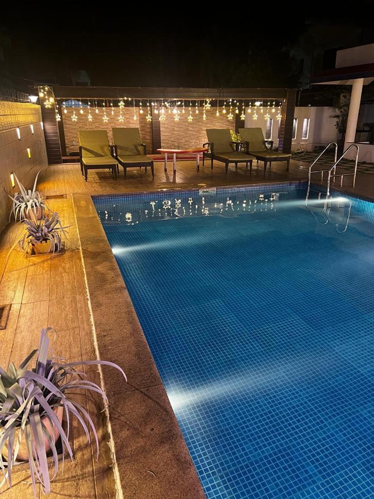 Aqua Villa Luxury Home Stay Лонавала Екстериор снимка