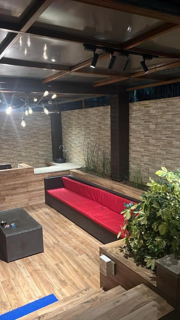 Aqua Villa Luxury Home Stay Лонавала Екстериор снимка