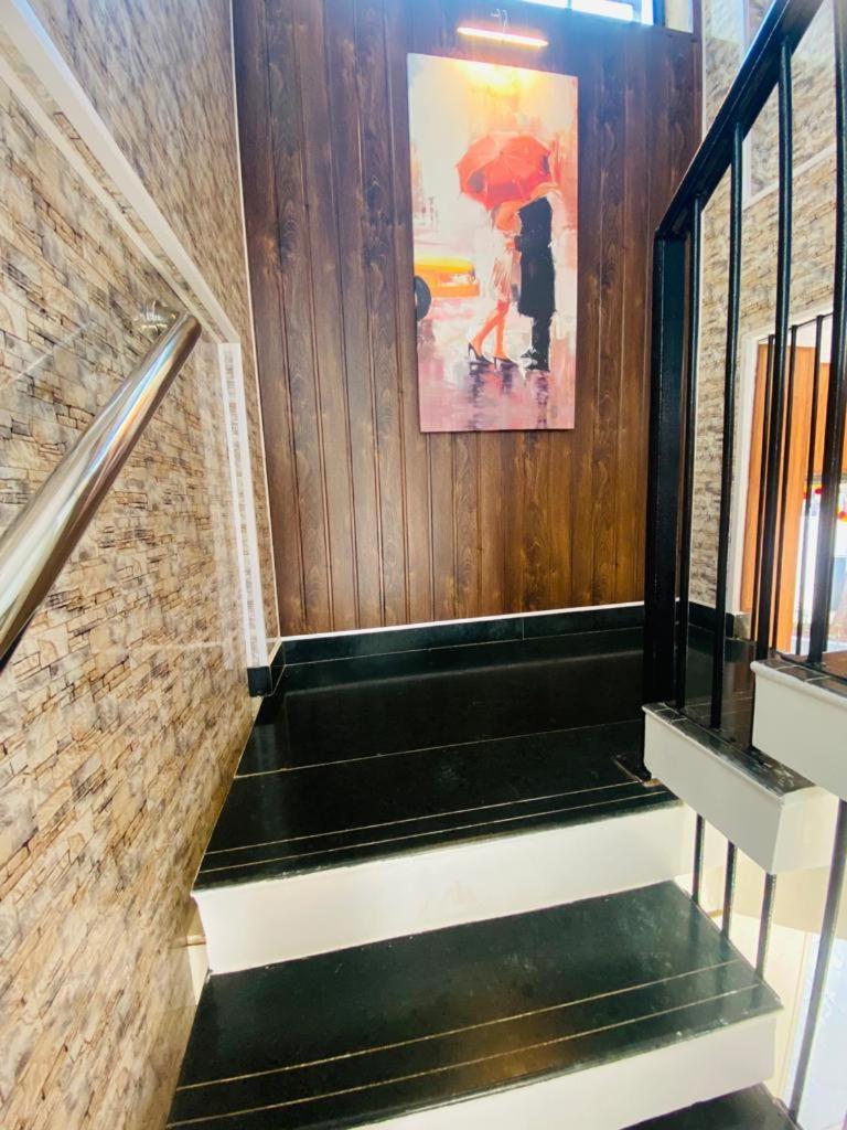 Aqua Villa Luxury Home Stay Лонавала Екстериор снимка